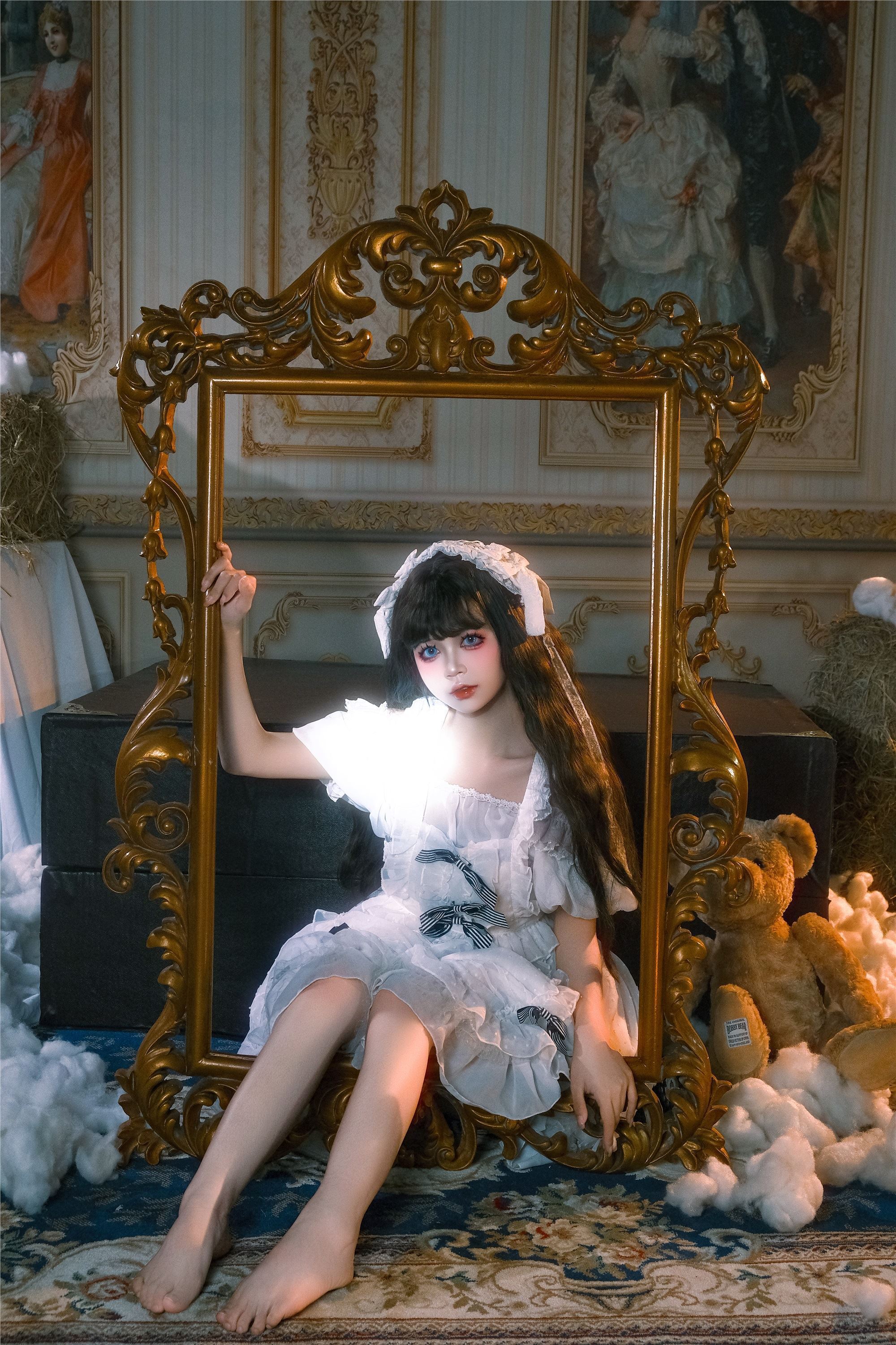 YITUYU艺图语 2025.01.21 皮箱里面的洋娃娃 蘑菇